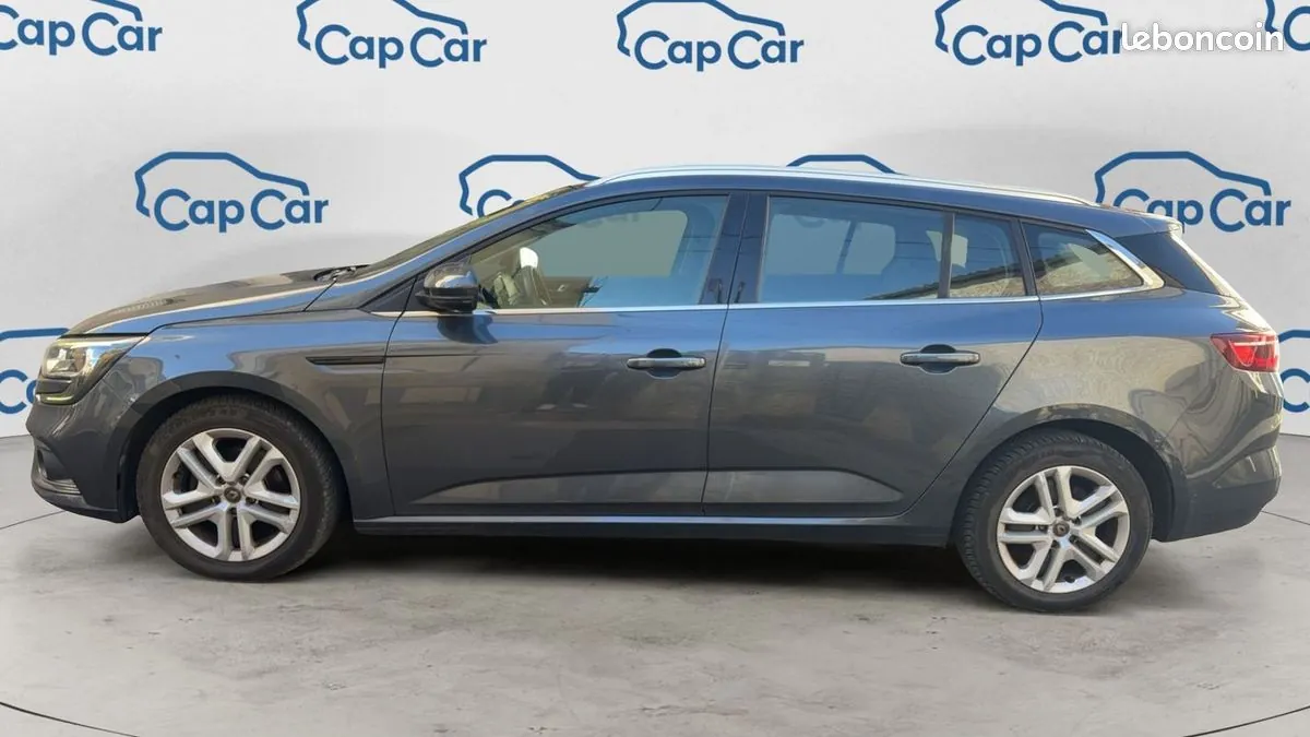 Renault Megane Estate 2020 photo 2
