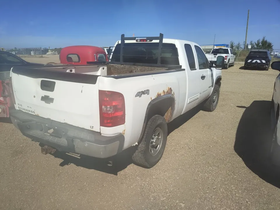 Chevrolet Silverado 2500Hd 2009 photo 3
