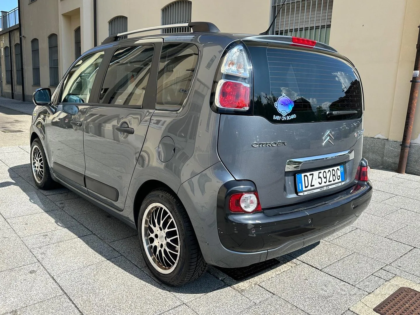 Citroen C3 Picasso 2009 photo 4