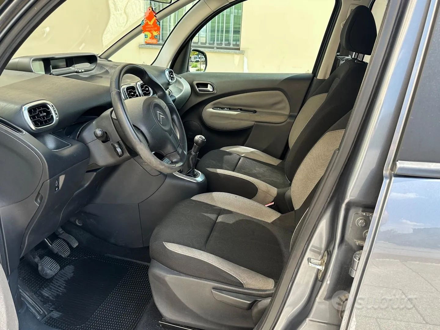 Citroen C3 Picasso 2009 photo 5
