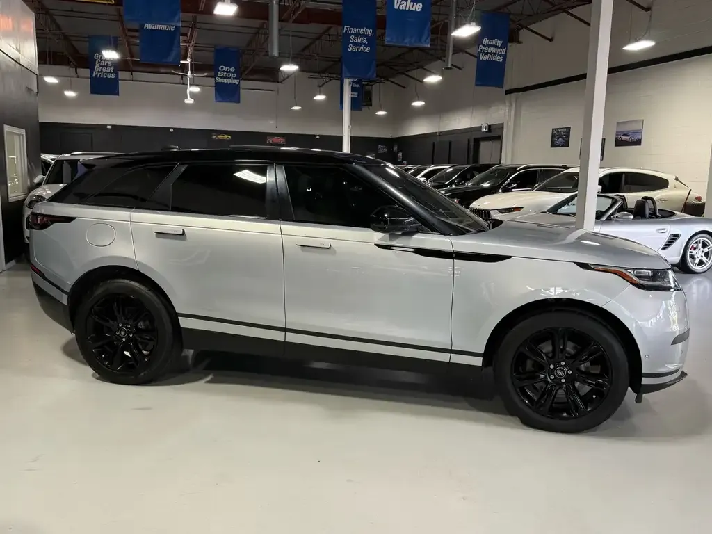 Land Rover Range Rover Velar 2021 photo 4