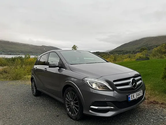 Mercedes-Benz B-Class 2017 photo 3