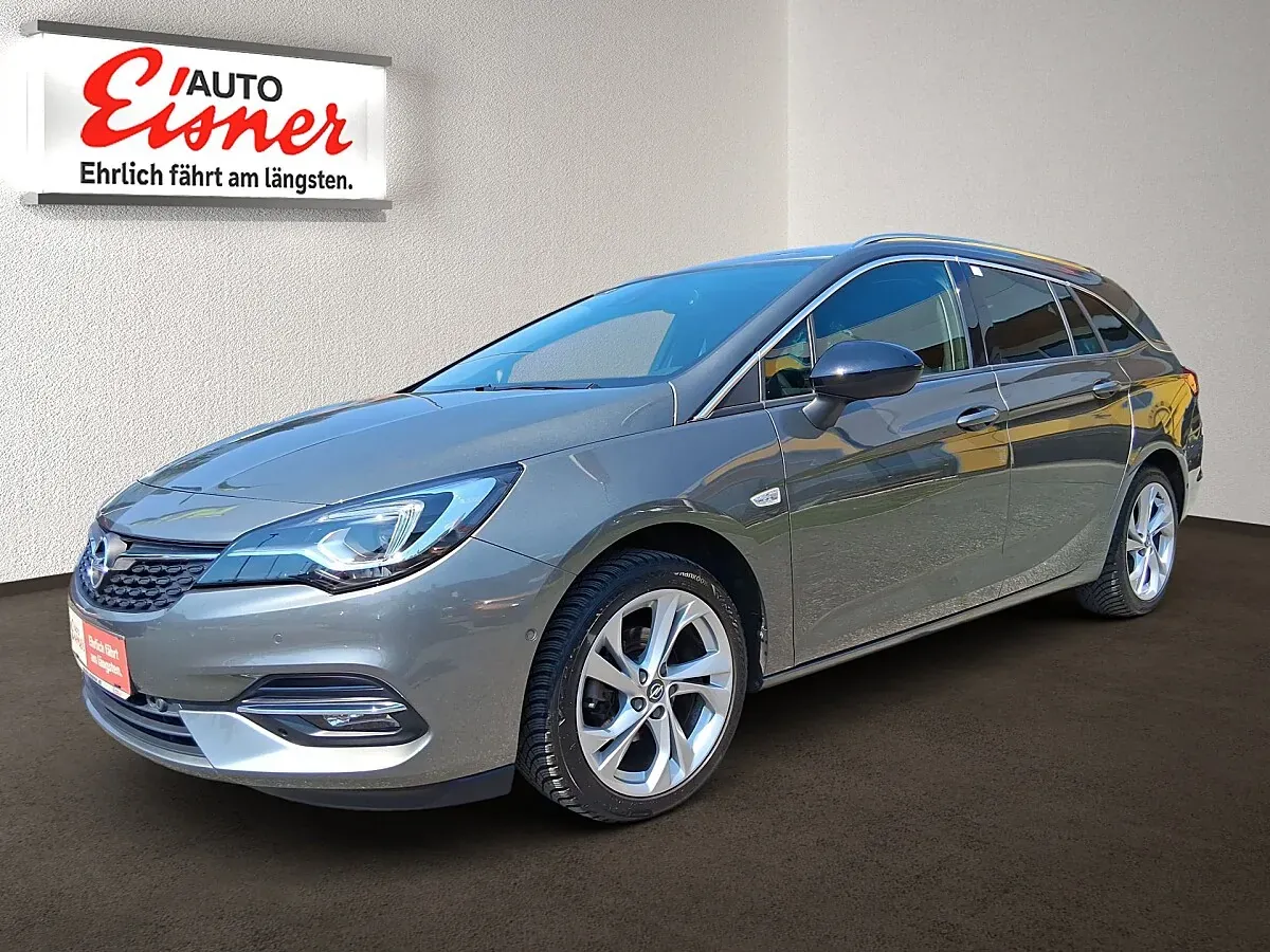 Opel Astra 2022 photo 3