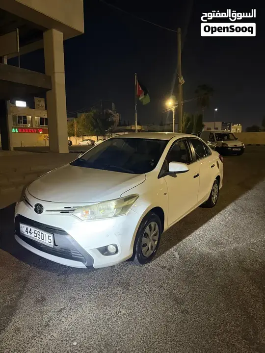 Toyota Yaris 2016 photo 5