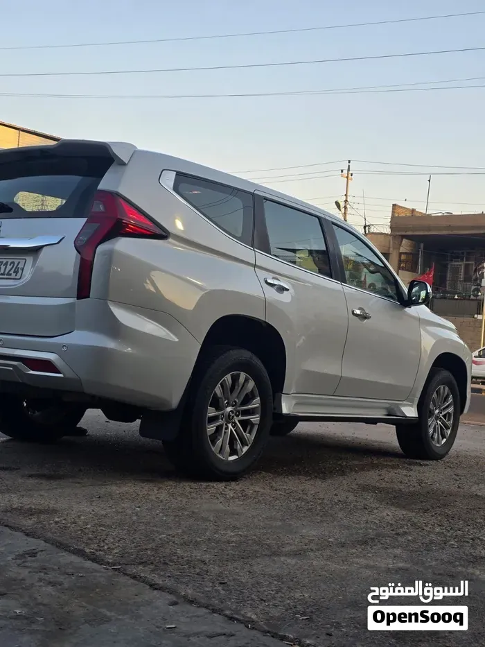 Mitsubishi Montero 2020 photo 2
