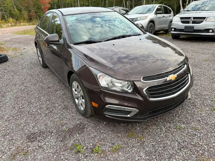 Chevrolet Cruze 2015 photo 2
