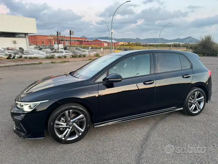 Volkswagen Golf 8 2022 photo 2
