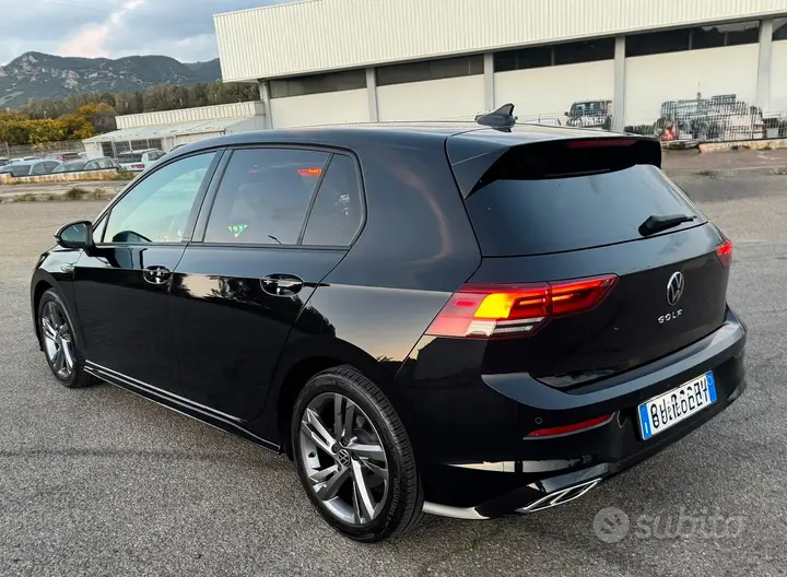 Volkswagen Golf 8 2022 photo 3
