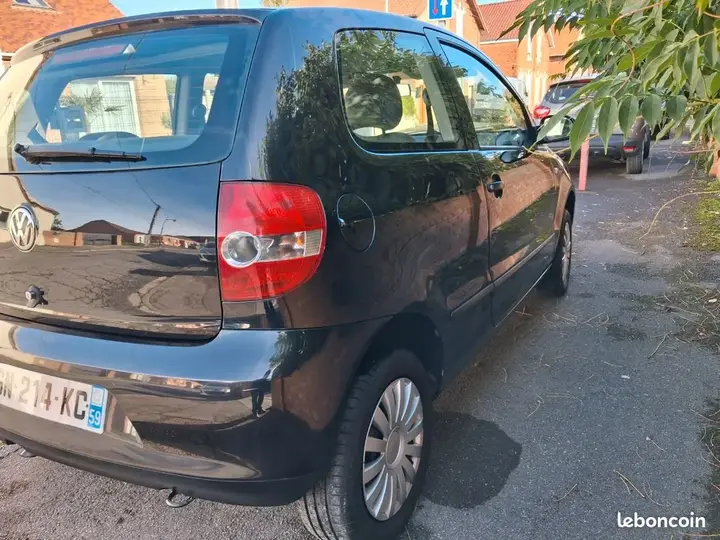 Volkswagen Fox 2005 photo 3