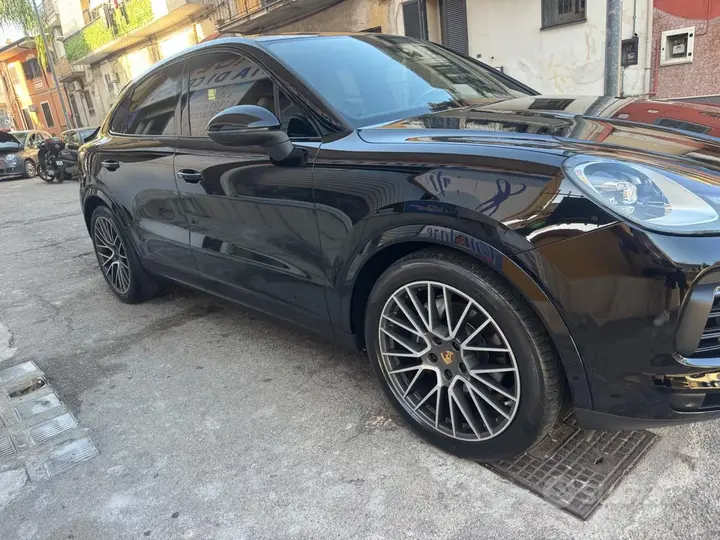 Porsche Cayenne 2020 photo 2