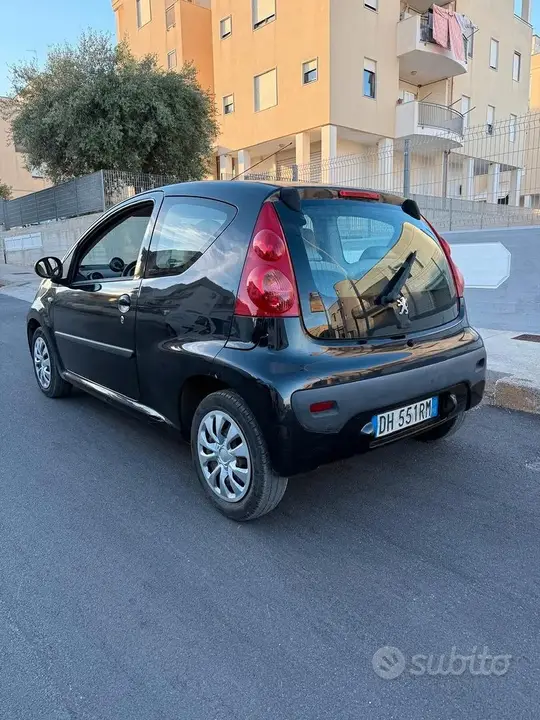 Peugeot 107 2007 photo 2