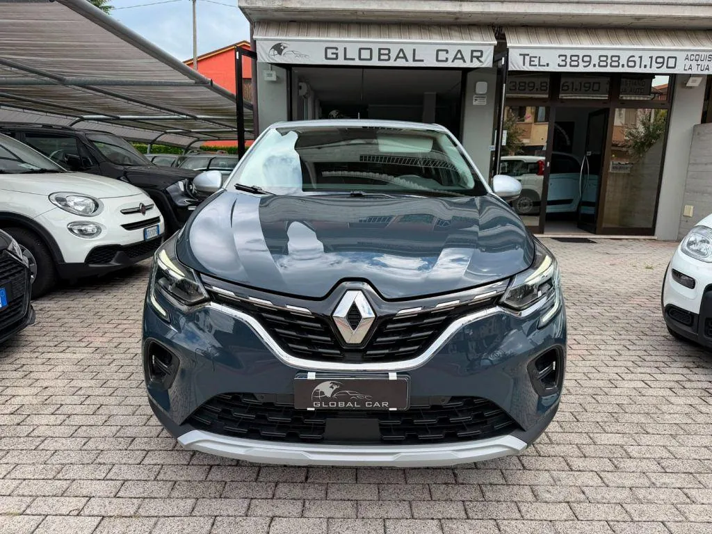 Renault Captur 2021 photo 2