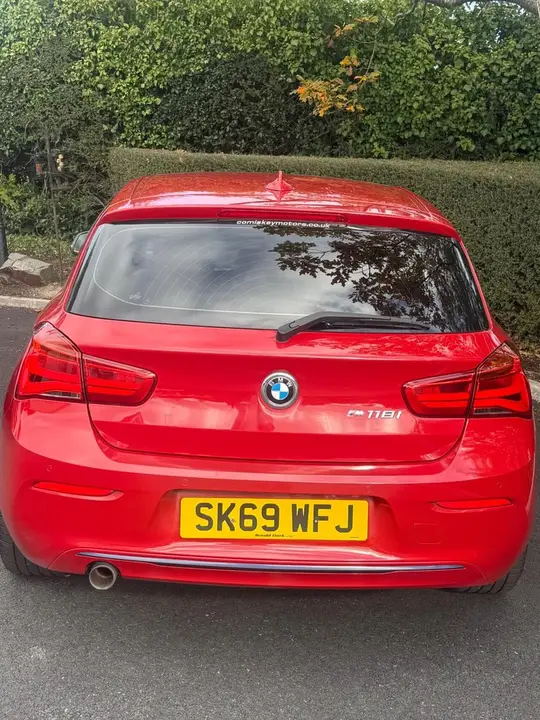 BMW 1 Series 2019 photo 2