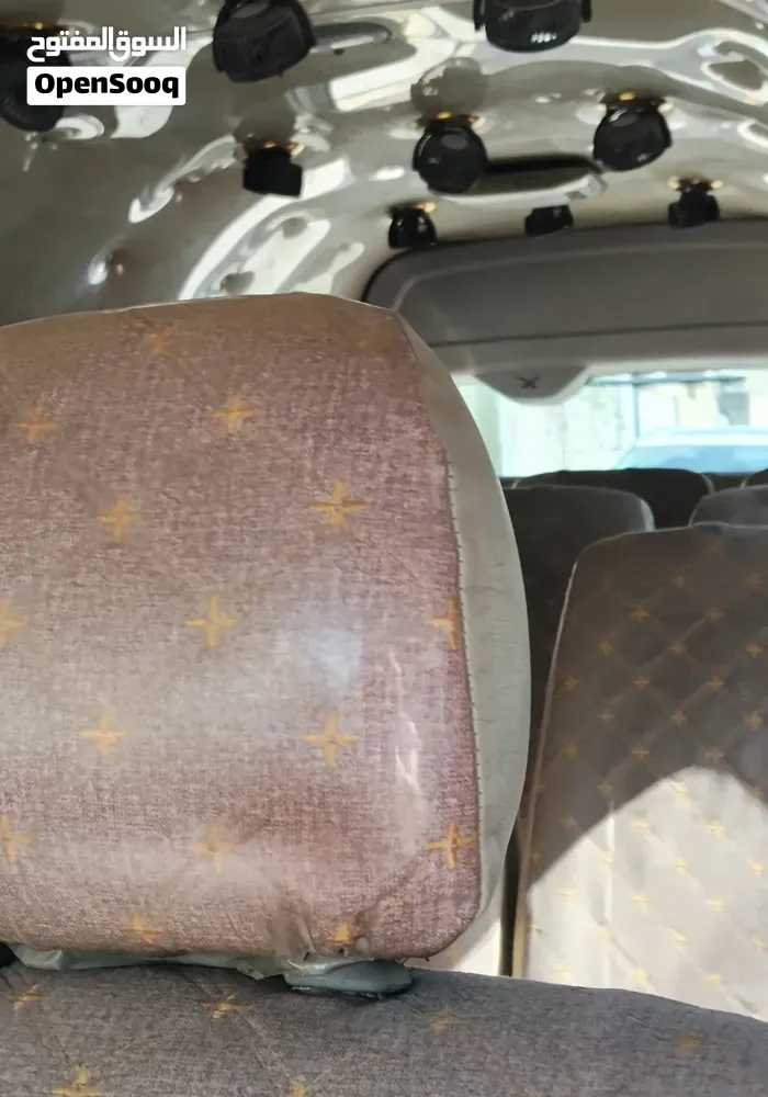 Toyota Hiace 2015 photo 4