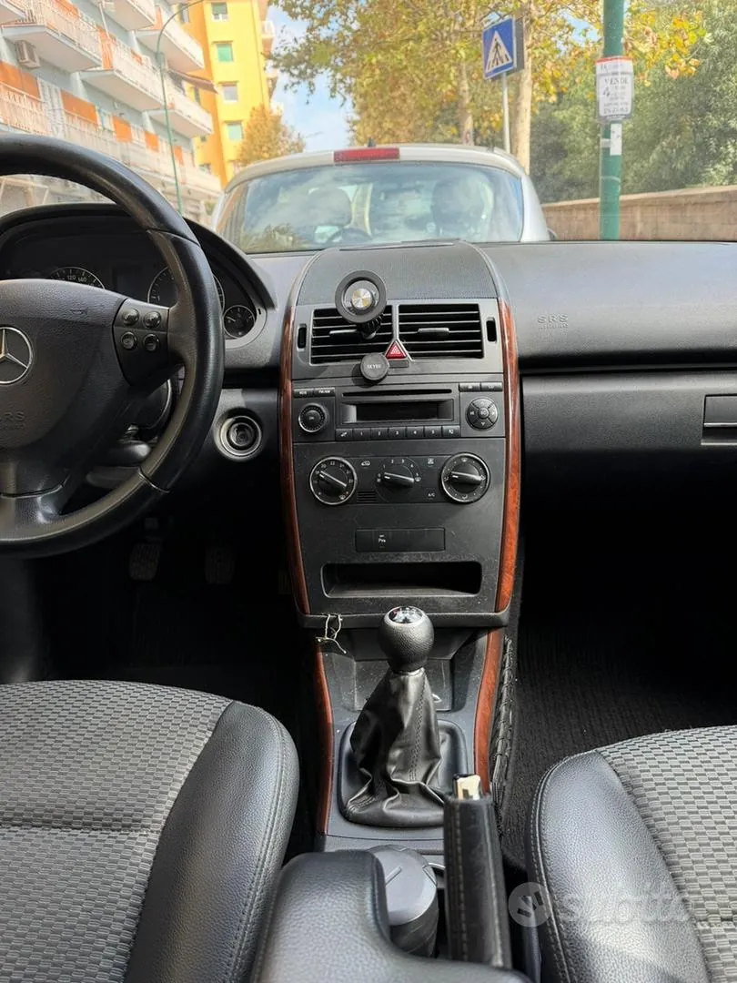 Mercedes-Benz A-Class 2009 photo 5