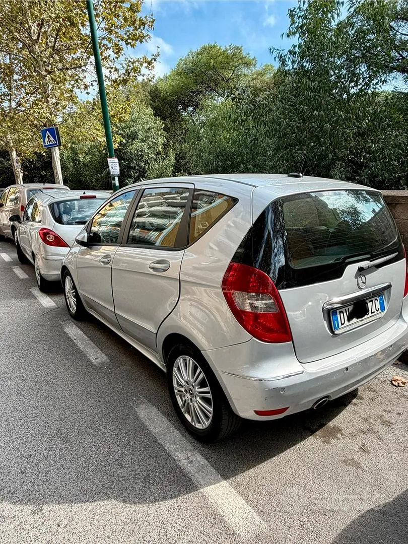 Mercedes-Benz A-Class 2009 photo 3
