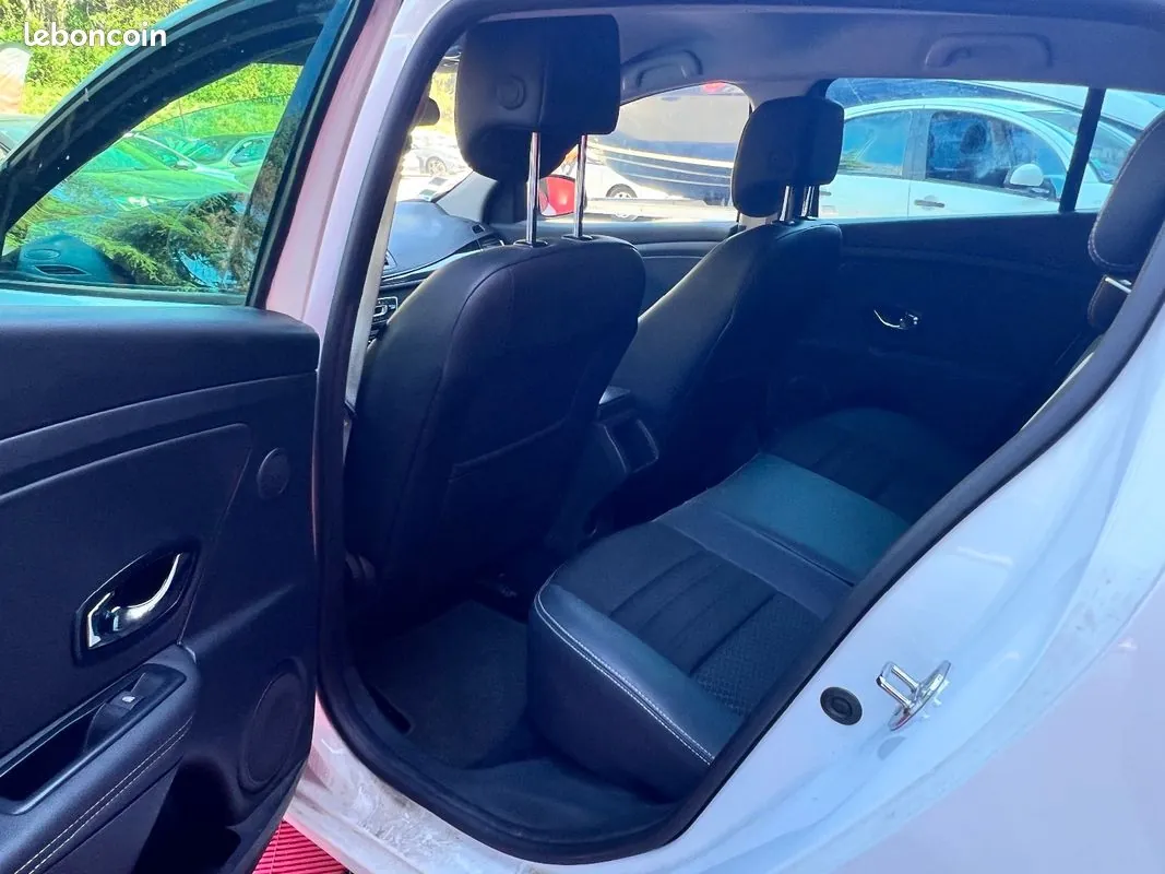 Renault Megane 2015 photo 5