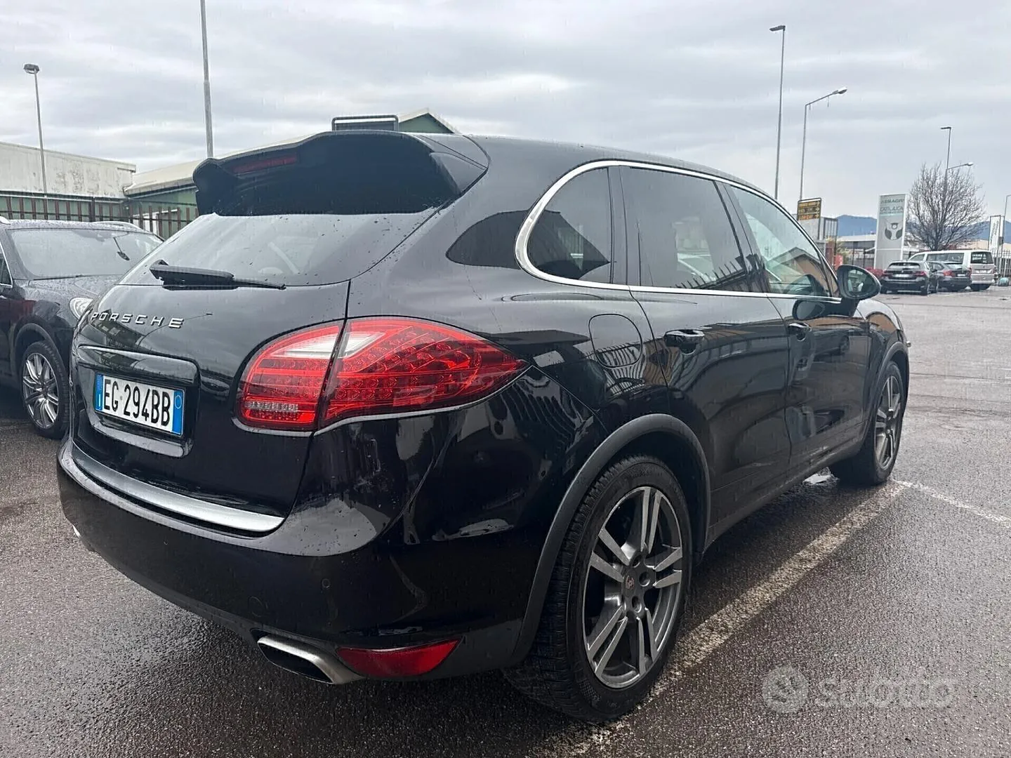 Porsche Cayenne 2011 photo 4
