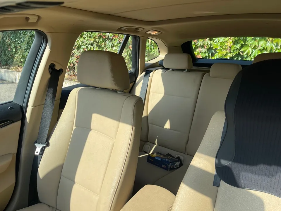 BMW X1 2012 photo 3