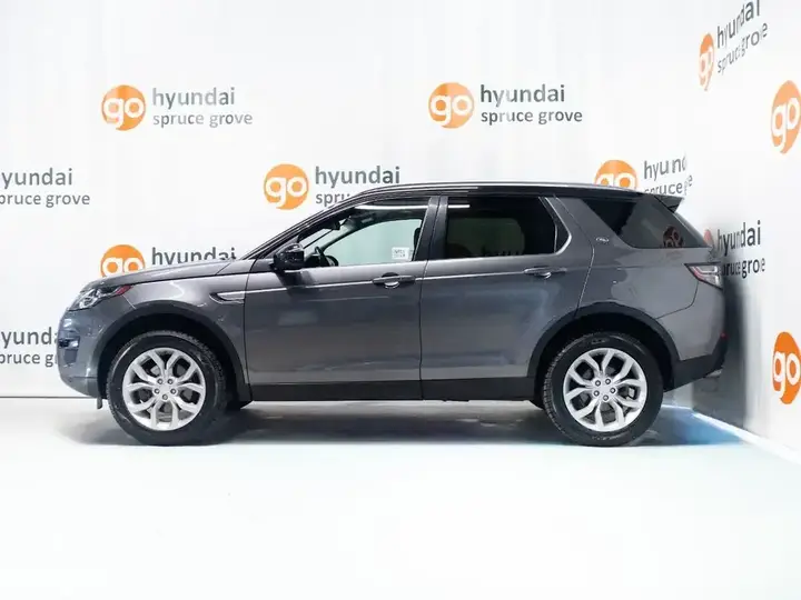 Land Rover Discovery Sport 2017 photo 3