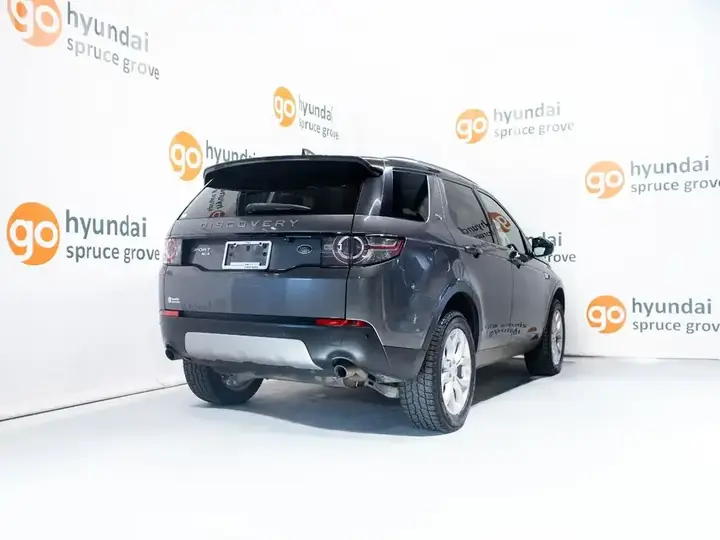 Land Rover Discovery Sport 2017 photo 5