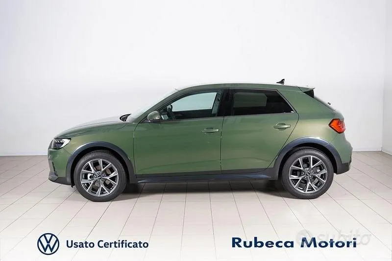 Audi A1 2024 photo 3