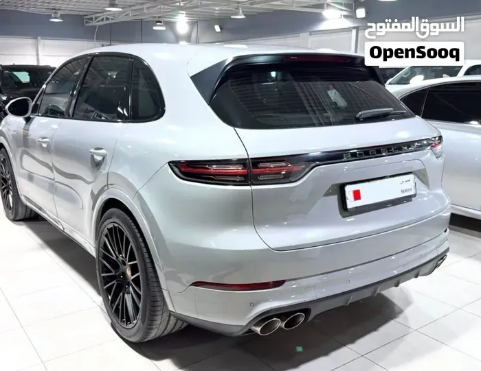 Porsche Cayenne 2018 photo 2
