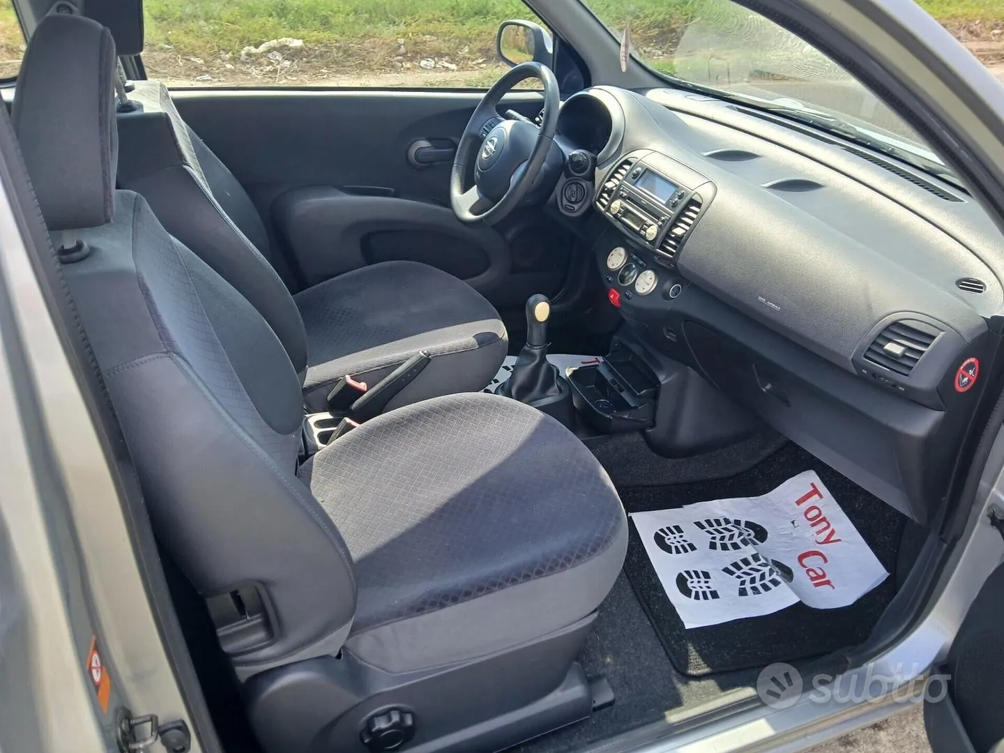 Nissan Micra 2004 photo 4