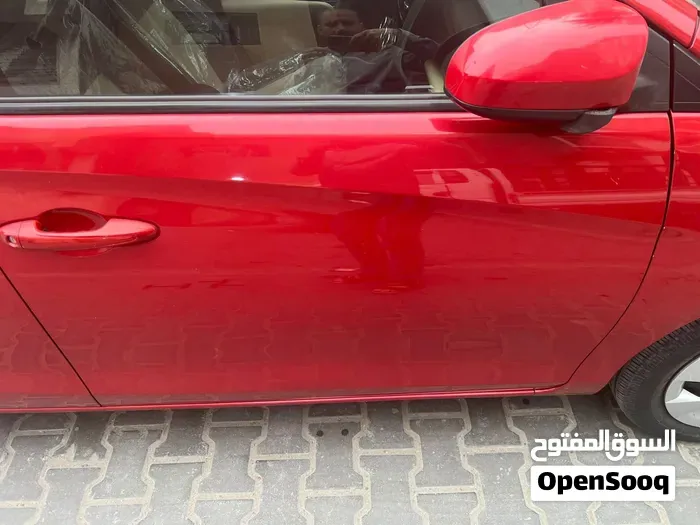 Toyota Yaris 2019 photo 4