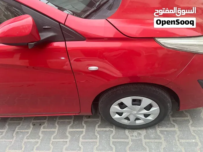 Toyota Yaris 2019 photo 2