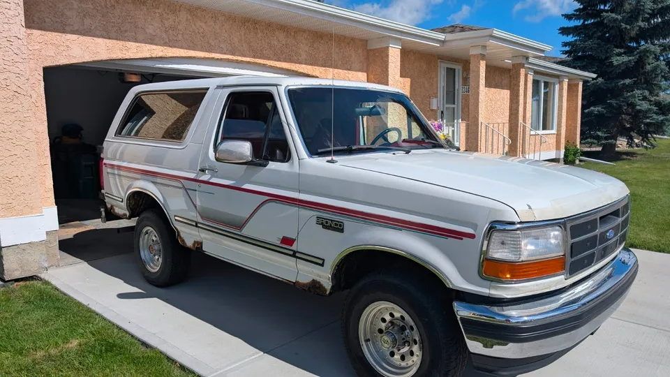 Ford Bronco 1992 photo 2
