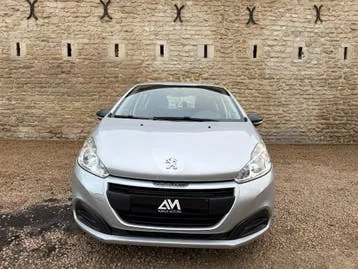 Peugeot 208 2016 photo 3