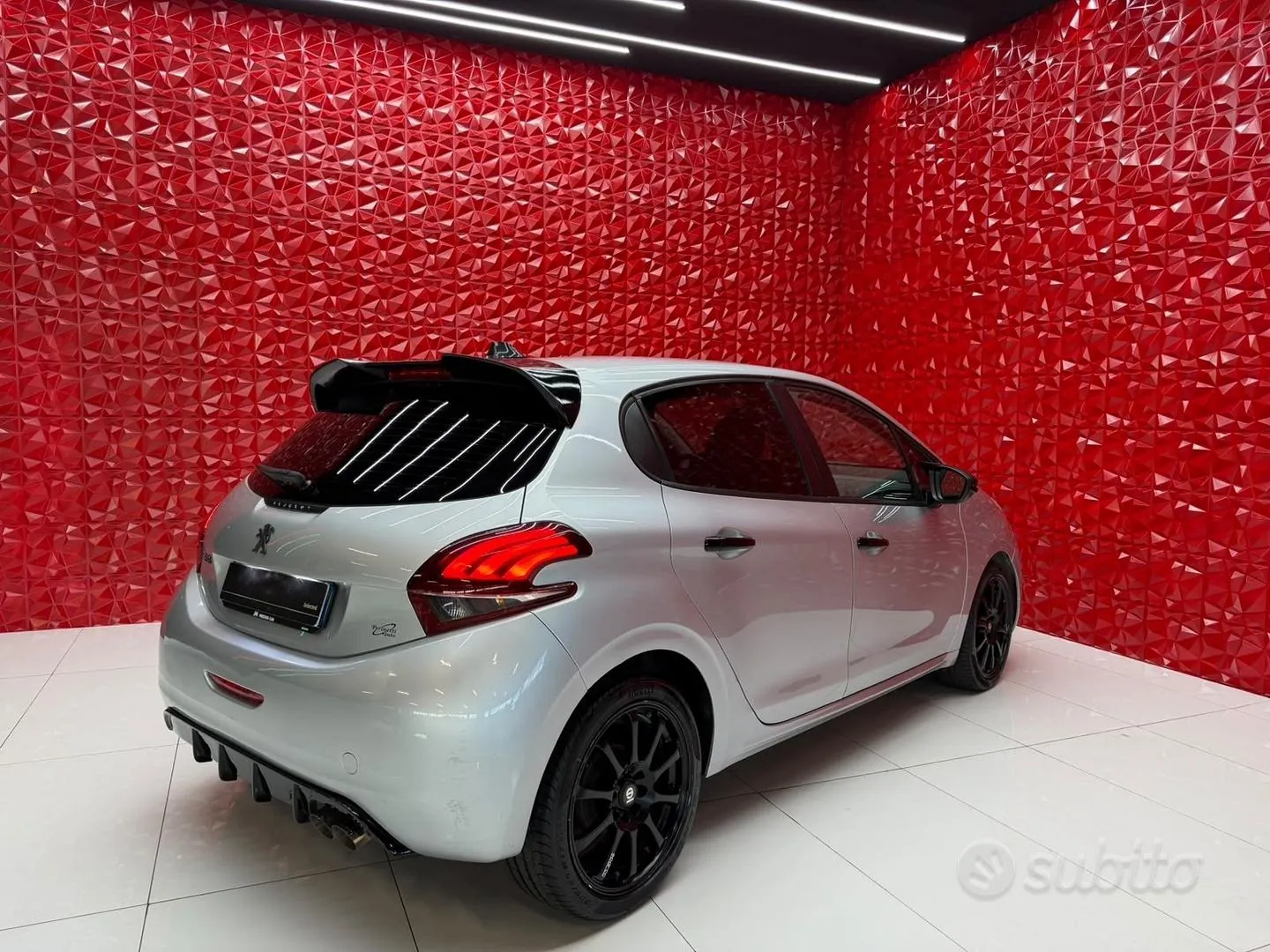 Peugeot 208 2016 photo 4