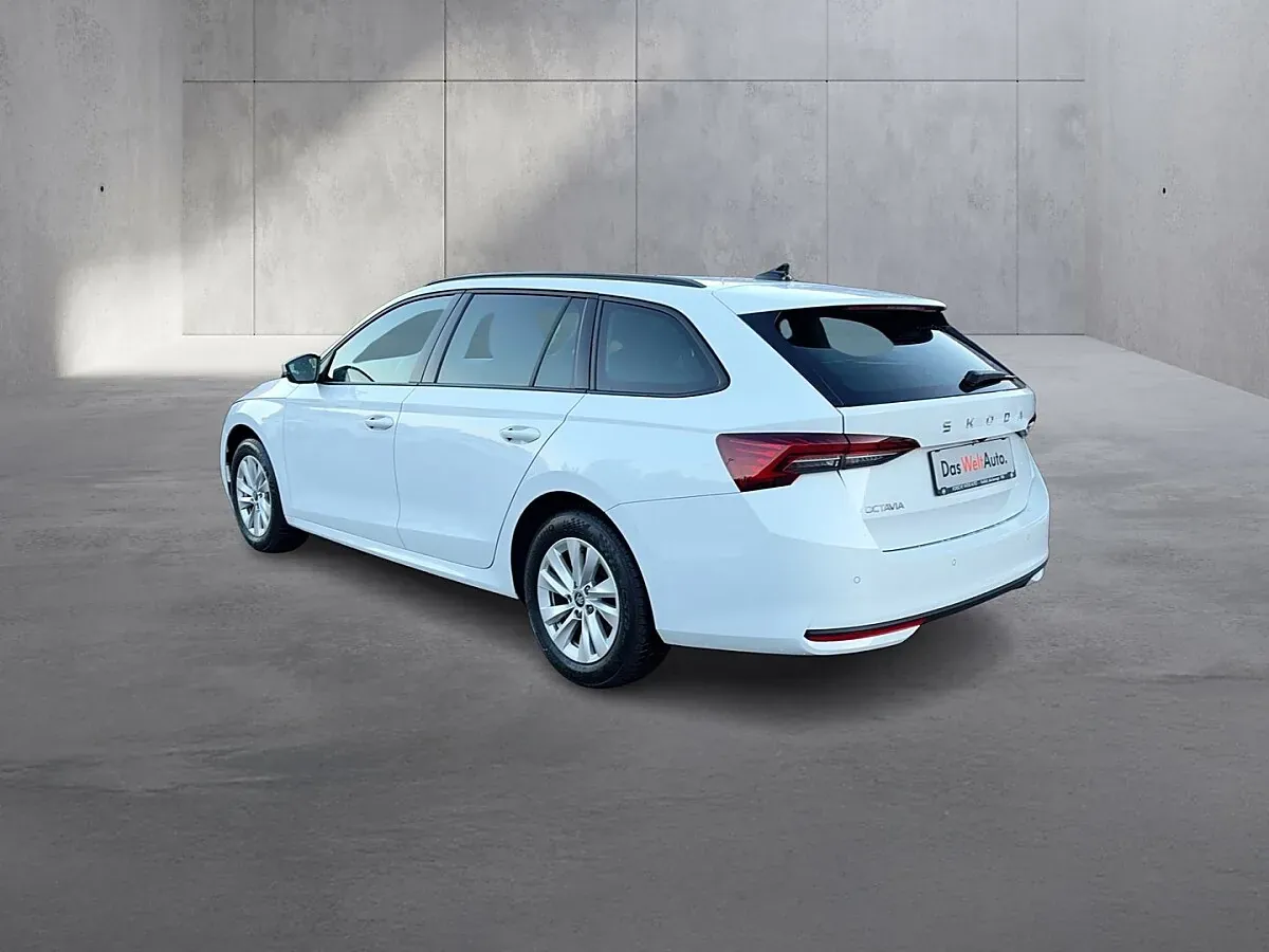 Skoda Octavia 2025 photo 3