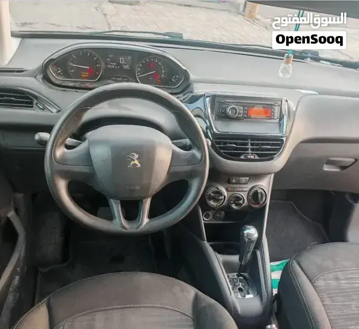 Peugeot 208 2016 photo 4