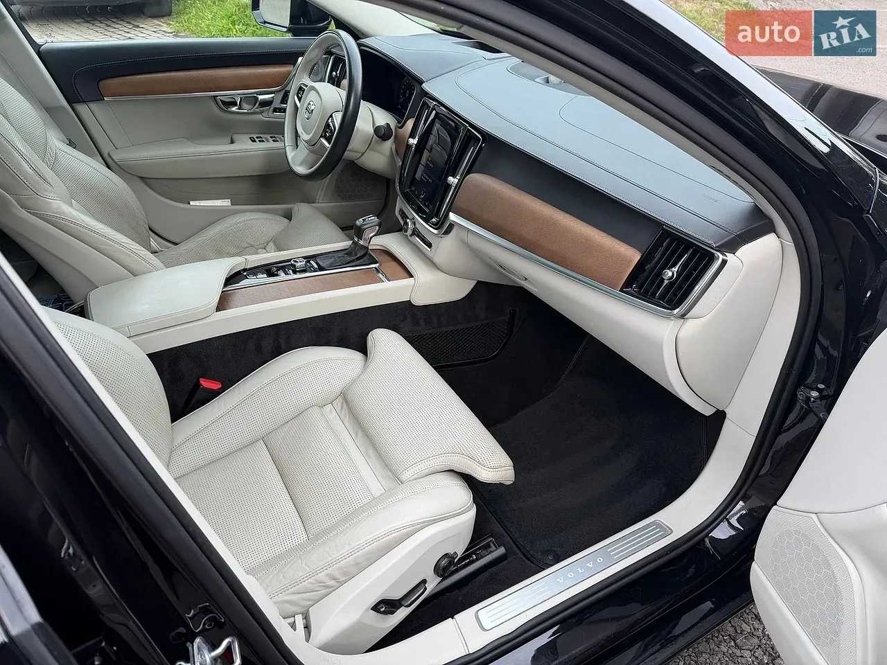 Volvo S90 2016 photo 3