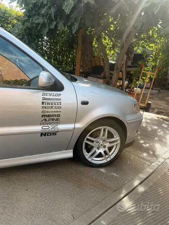 Volkswagen Polo 2000 photo 3