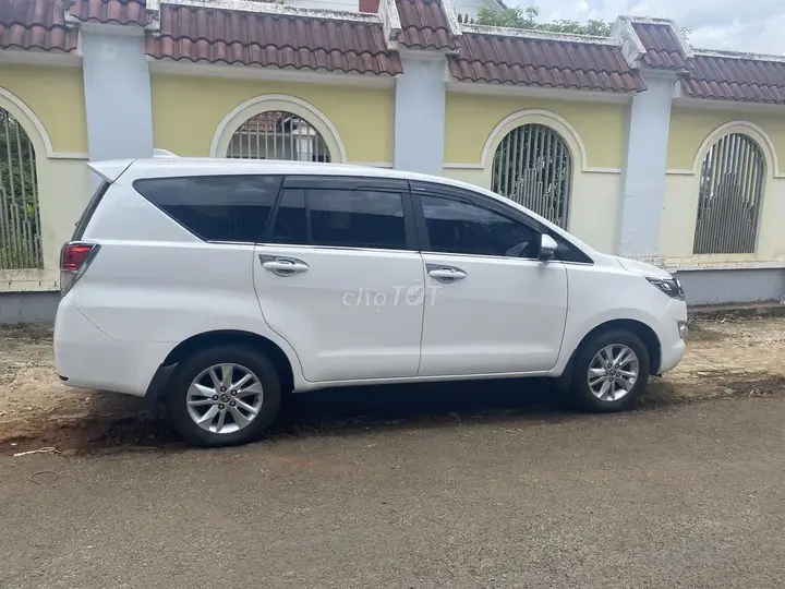 Toyota Innova 2019 photo 5