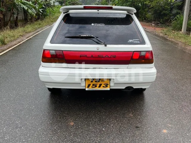 Nissan Pulsar 1987 photo 3
