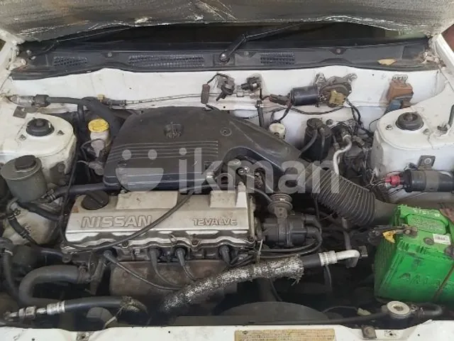 Nissan Pulsar 1987 photo 4