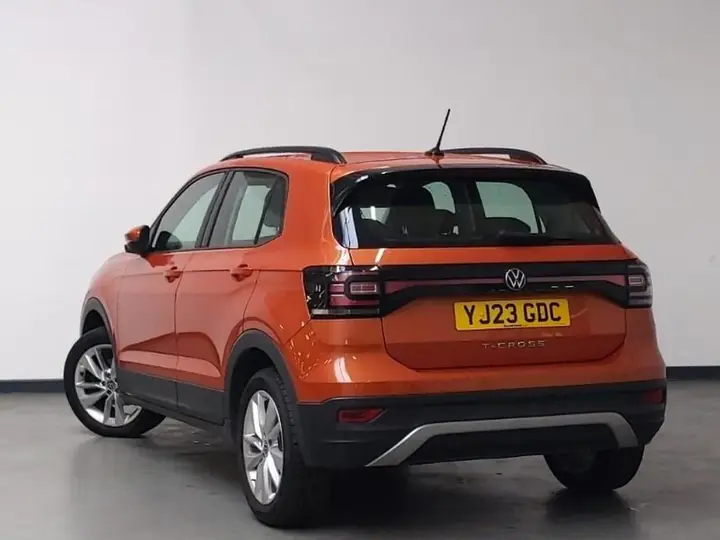 Volkswagen T-Cross 2023 photo 2