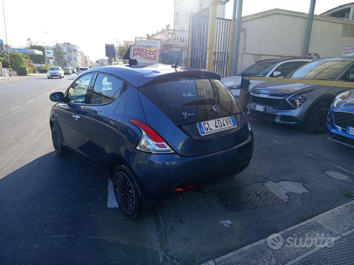 Lancia Ypsilon 2022 photo 4