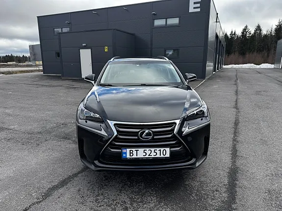 Lexus Nx300H 2016 photo 2