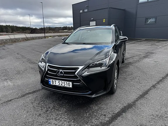 Lexus Nx300H 2016 photo 5