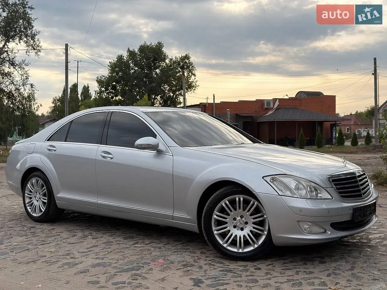 Mercedes-Benz S-Class 2009 photo 2