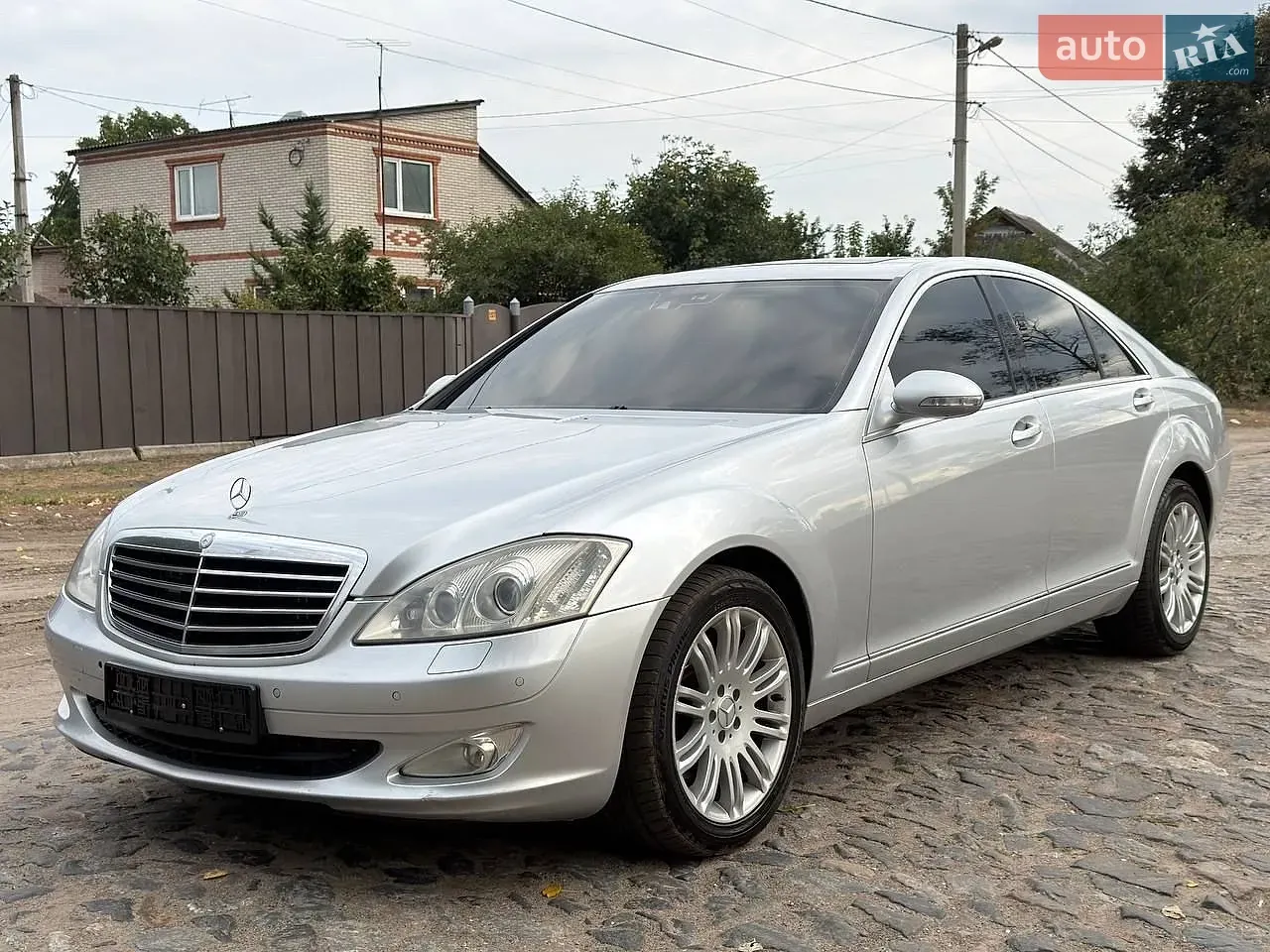 Mercedes-Benz S-Class 2009 photo 4