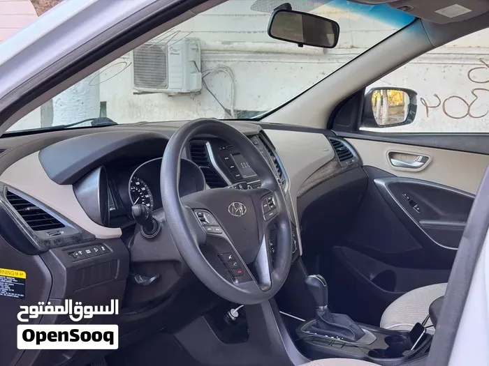 Hyundai Santa Fe 2017 photo 3