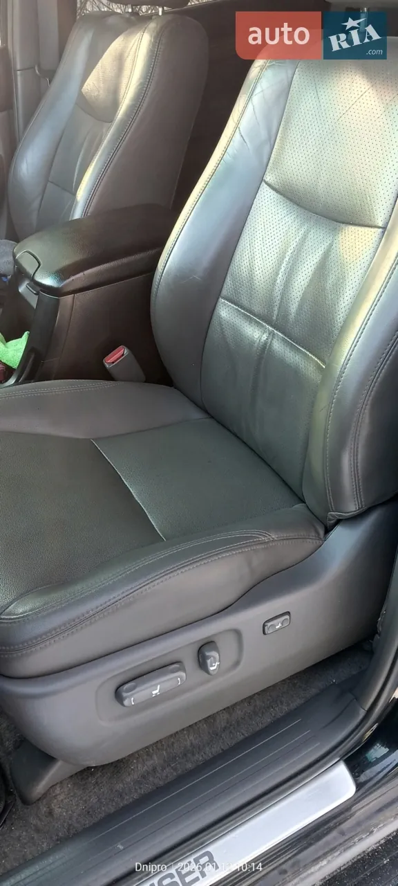 Toyota Land Cruiser Prado 2005 photo 2