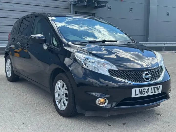 Nissan Note 2014 photo 2