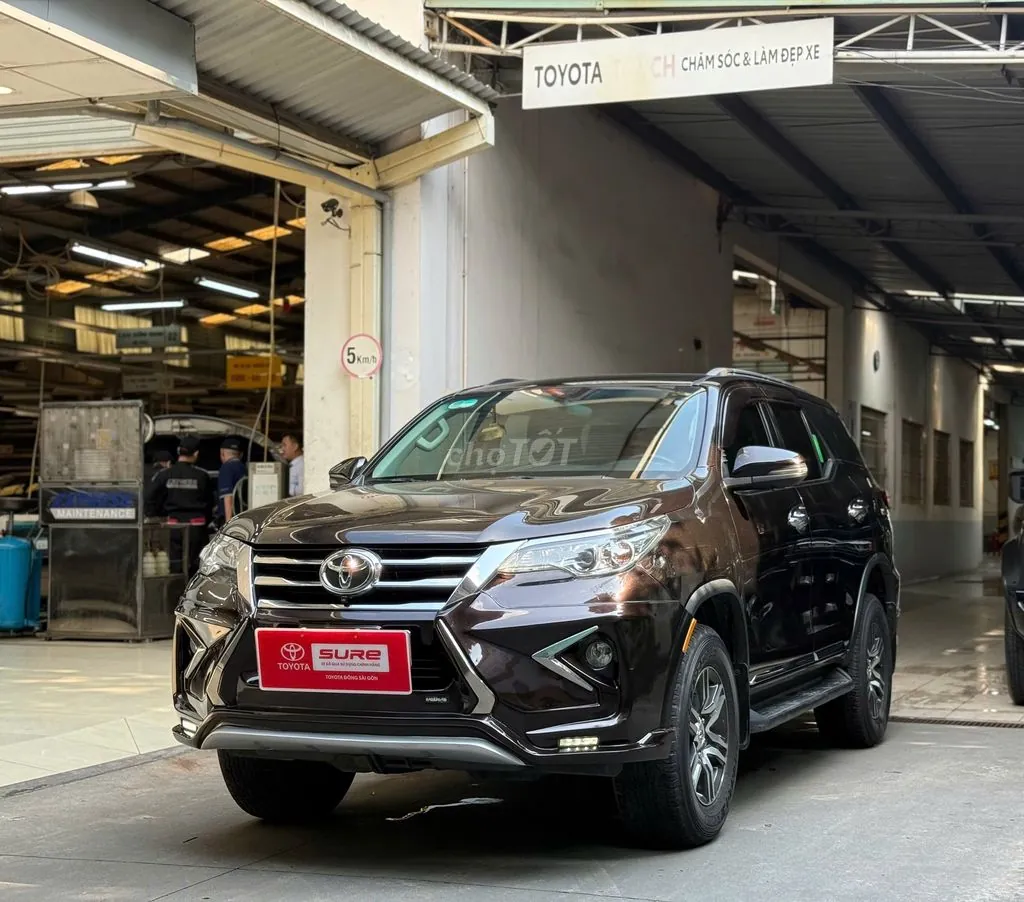Toyota Fortuner 2019 photo 2
